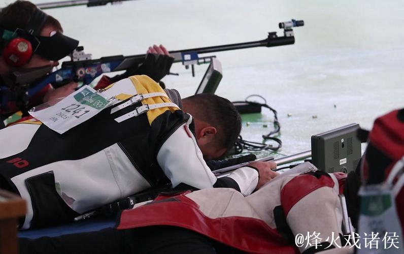 中国队摘得世锦赛男子50米步枪卧射团体金牌,并打破世界纪录! 中国队摘得世锦赛男子50米步枪卧射团体金牌,并打破世界纪录!